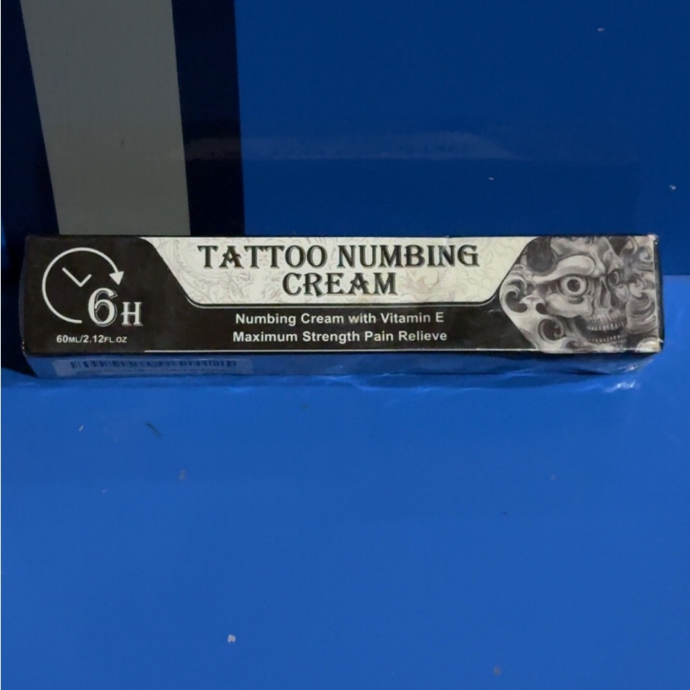 Tattoo Numbing Cream with Vitamin E - Black and White
